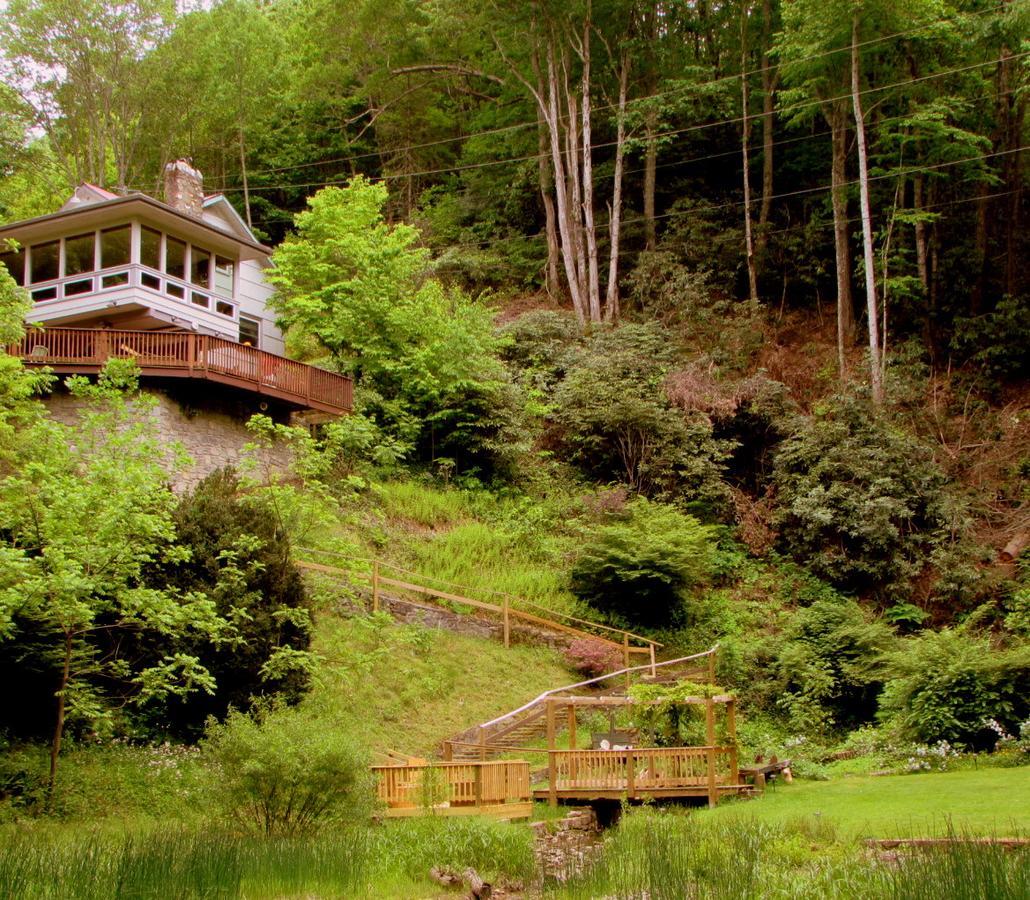 Red Leaf River Inn Уейнсвил Екстериор снимка