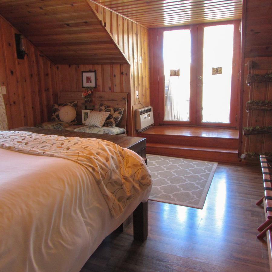 Red Leaf River Inn Уейнсвил Екстериор снимка