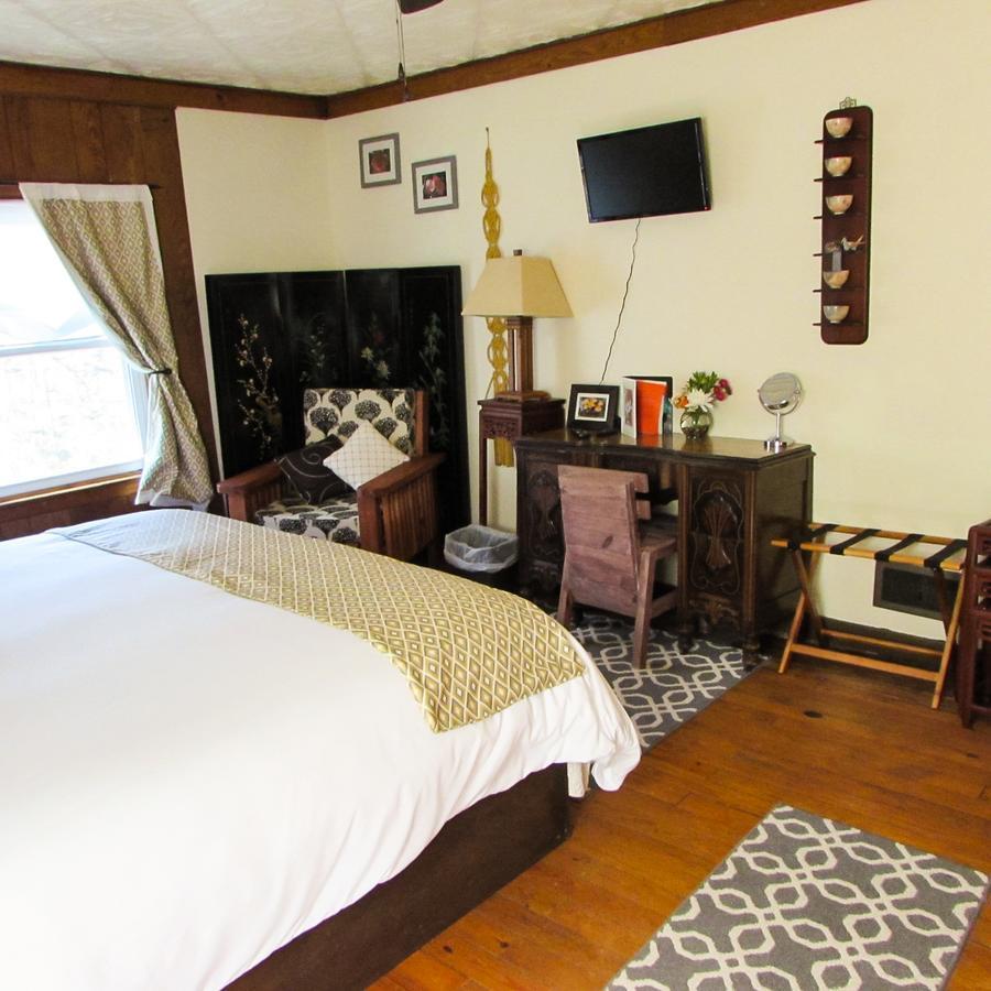 Red Leaf River Inn Уейнсвил Екстериор снимка