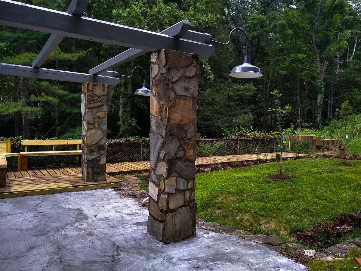 Red Leaf River Inn Уейнсвил Екстериор снимка