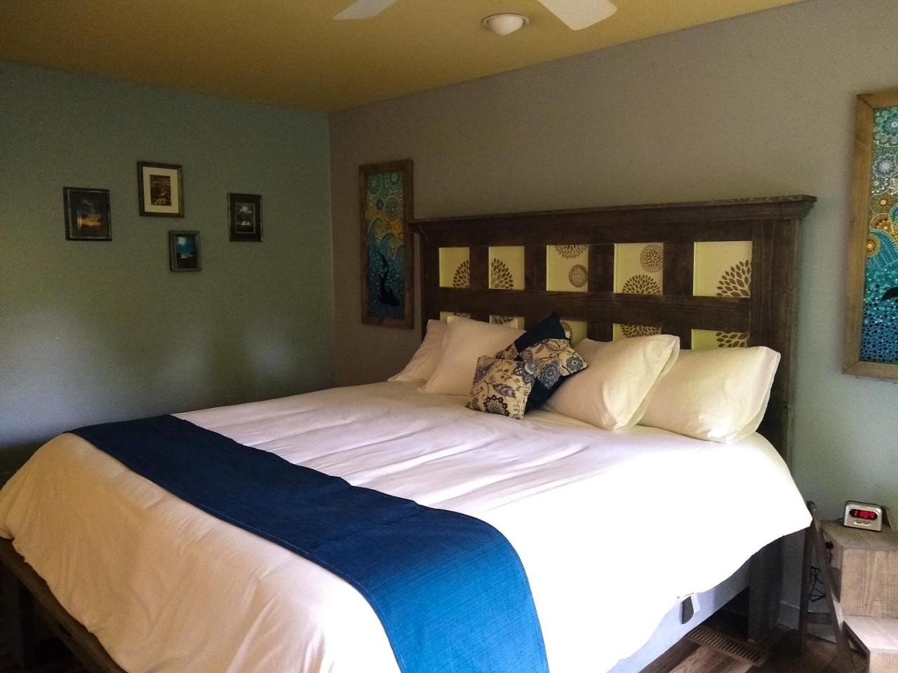 Red Leaf River Inn Уейнсвил Екстериор снимка